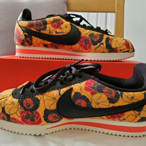 wmns classic cortez lx